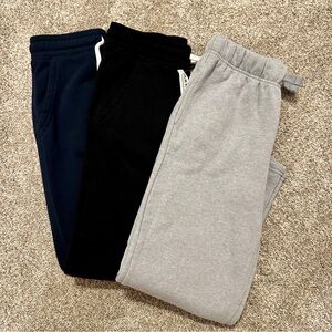(3) Old Navy Boys Sweatpants - Black, Gray, and Navy (Large)